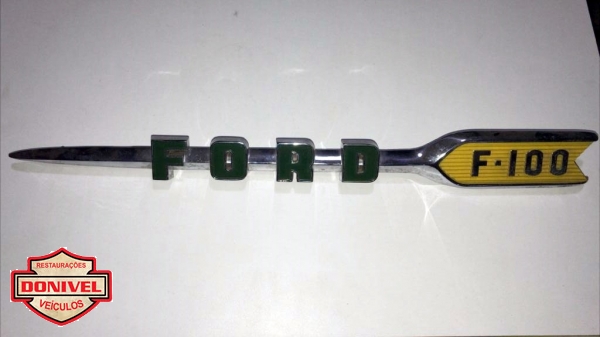 Emblema Lateral do capo Ford F100 1962/1964  cód. 168