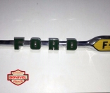 Emblema Lateral do capo Ford F100 1962/1964  cód. 168
