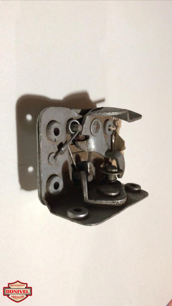 Fechadura de porta Caminha Alfa Romeo/FNM L/E cód 149