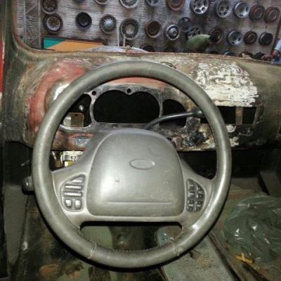 Ford F 1 1948 Vermelha Teto E Porta Estendida.19
