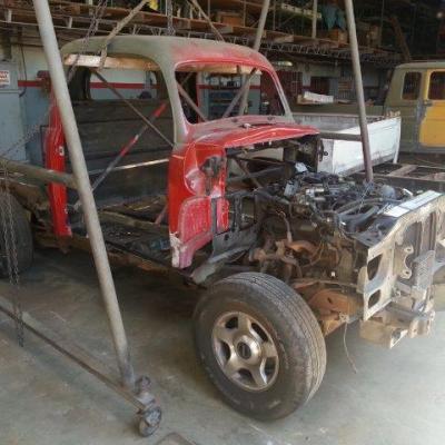 Ford F 1 1948 Vermelha Teto E Porta Estendida.3