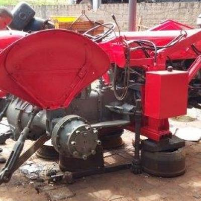 Trator Massey Fergusson 1971.23