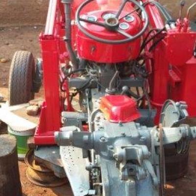 Trator Massey Fergusson 1971.30